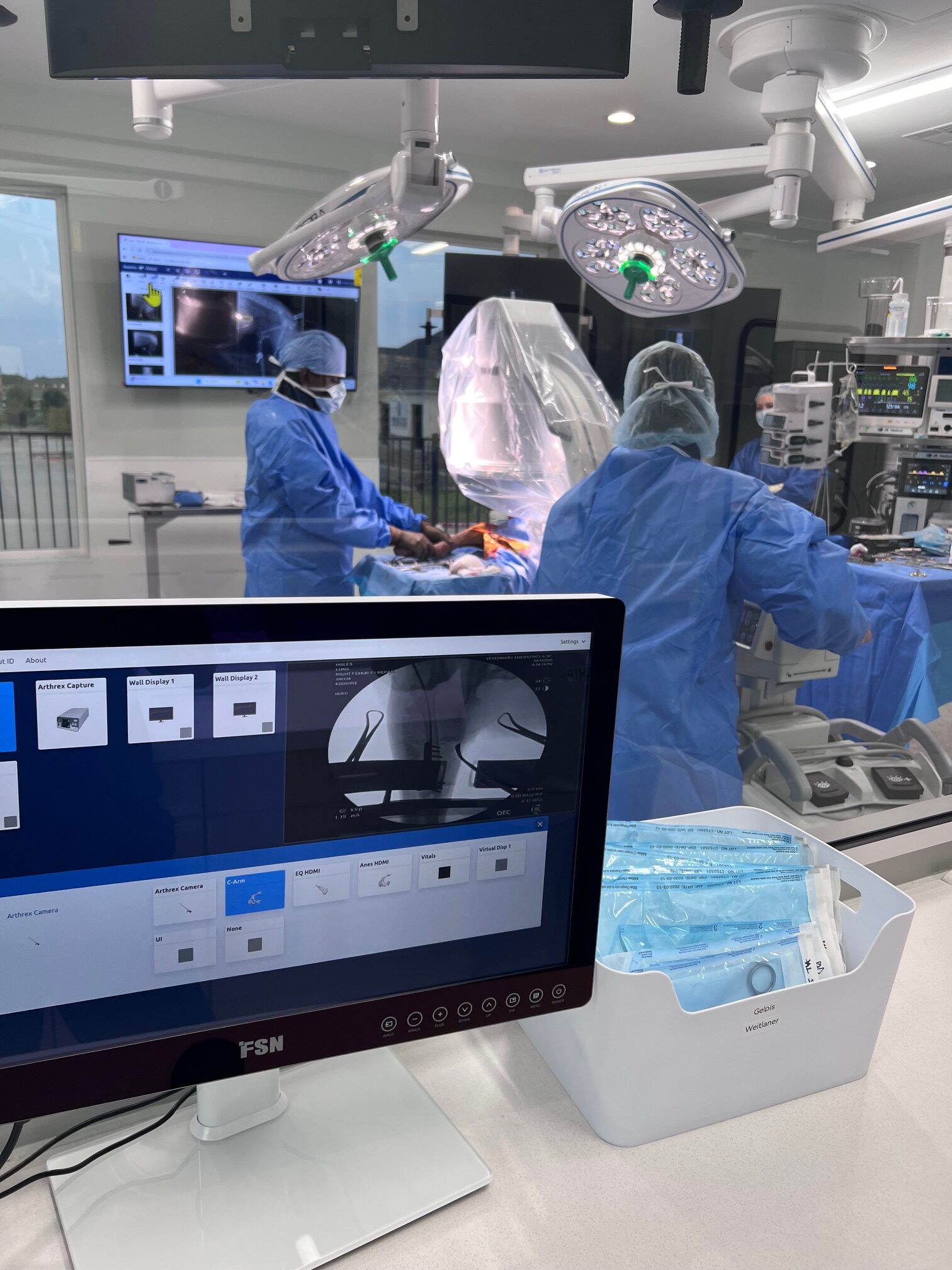 Advanced-Critical-Vet-Hospital-REVIVE